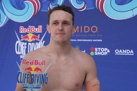 Vượt qua chính mình, vươn tới sự hoàn hảo cùng Aidan Heslop và MIDO Ocean Star 600 Chronometer