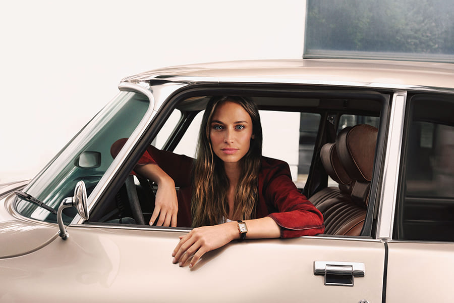 Tôn vinh vẻ đẹp phái đẹp với Tissot SRV