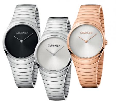 Calvin Klein - Đơn giản, độc đáo, không sử dụng quá nhiều màu sắc.