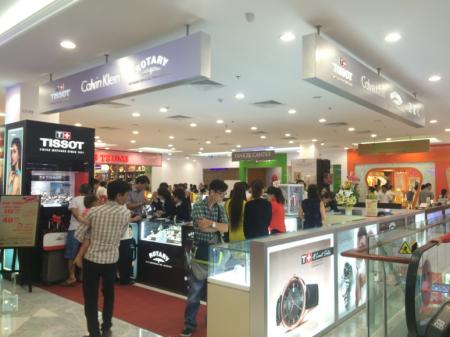 CÔNG TY TOPTEN TƯNG BỪNG KHAI TRƯƠNG SHOWROOM MỚI